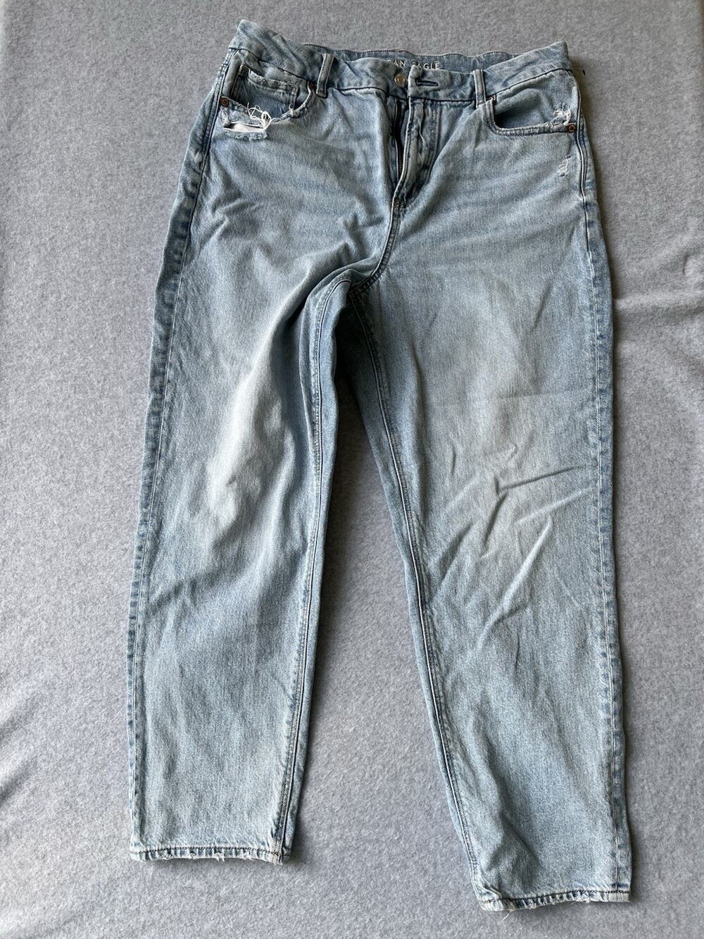 American Eagle Curvy Mom Jeans Womens 14 Regular Light Wash Distressed High Rise